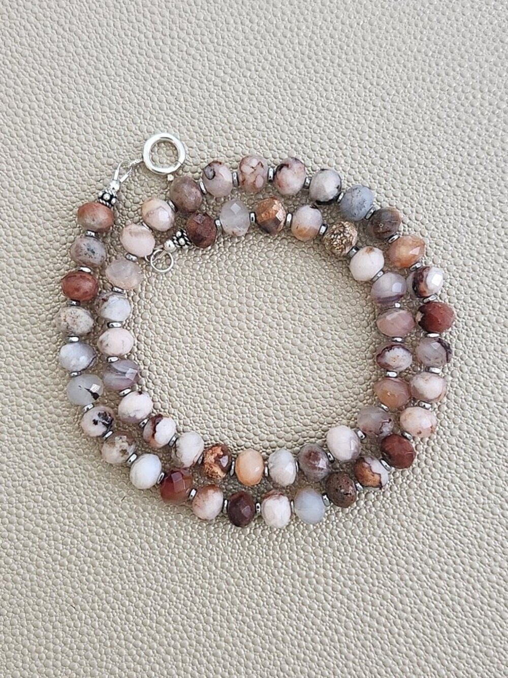 SAKURA AGATE NECKLACE--16"